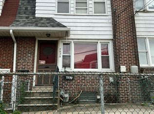 7070 Ruskin Ln, Upper Darby, PA 19082