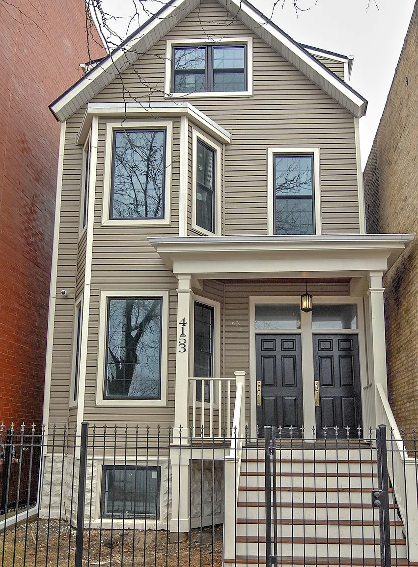 4153 N Western Avenue — Photo 1