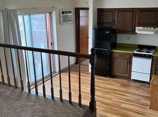 412 5th Ave APT 3D, Carnegie, PA 15106