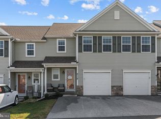 8119 Lenker Dr, Harrisburg, PA 17112