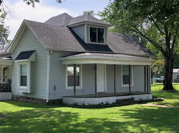 239 E 3rd St, Adrian, MO 64720