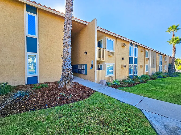 Lake Meadows Apartments — Photo 21