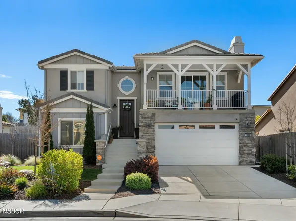 1086 Sanders Ct, Santa Maria, CA 93455