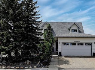 8002 E 103rd St, Grande Prairie, AB T8W2A3