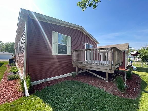 2nd image of 25715 Olympic Dr