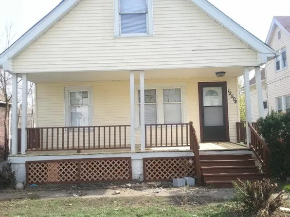 12504 Angelus Ave, Cleveland, OH 44105