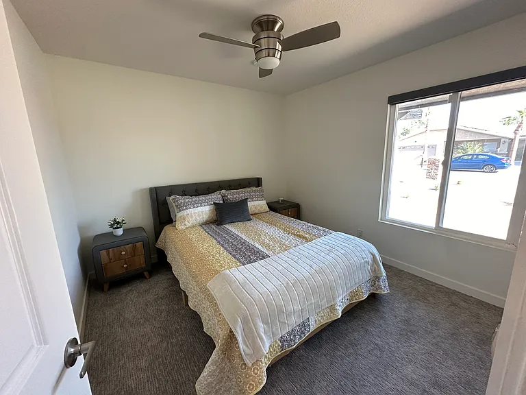 2897 E San Marino Rd — Photo 36