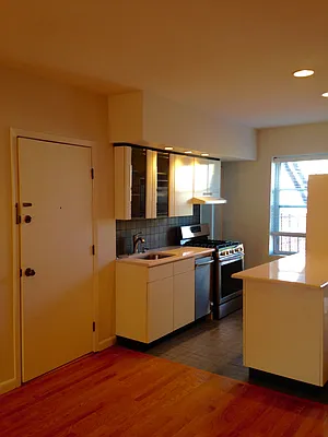 Rented by Brooklyn Real Inc | media 15