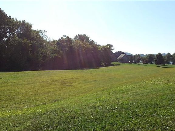 3rd image of 2017 Lake Vista Ct