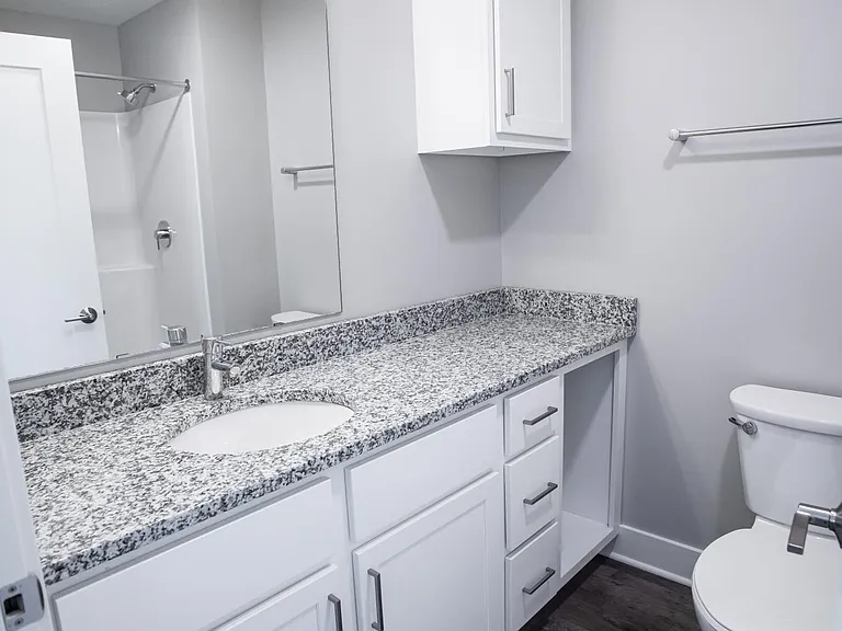 Evergreen Townhomes — Photo 20