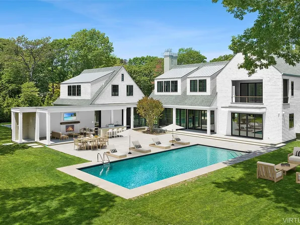 6 Laurents Way, Quogue, NY 11959