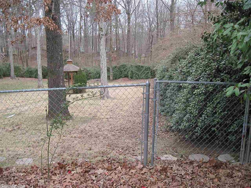 2nd image of 18 Partridge Ln