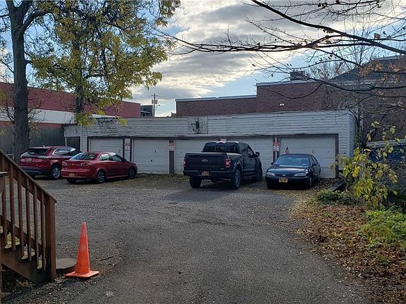 3rd image of 117 & 123 N School St