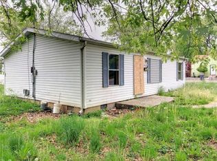 2104 W 19th St, Anderson, IN 46016