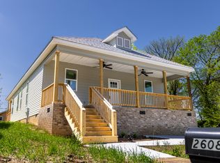 2608 Oak St, Chattanooga, TN 37404