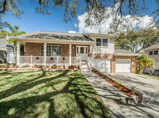 1915 High View Dr, Palm Harbor, FL 34683