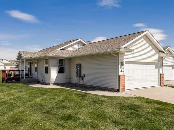 3045 Samuel Ct SW Unit C, Cedar Rapids, IA 52404