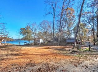 170 Shore Dr, Eclectic, AL 36024