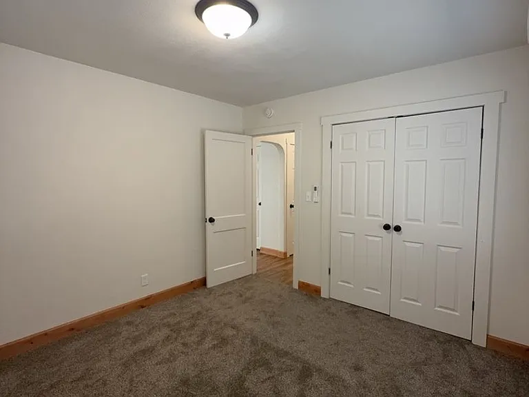 1202 NW Hawthorne Ave — Photo 12