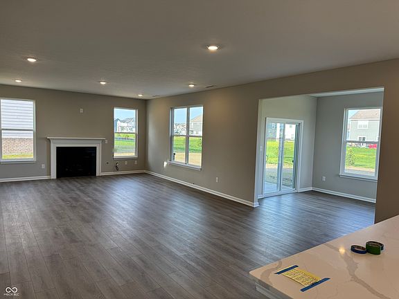 4th image of 5692 Coulter Way