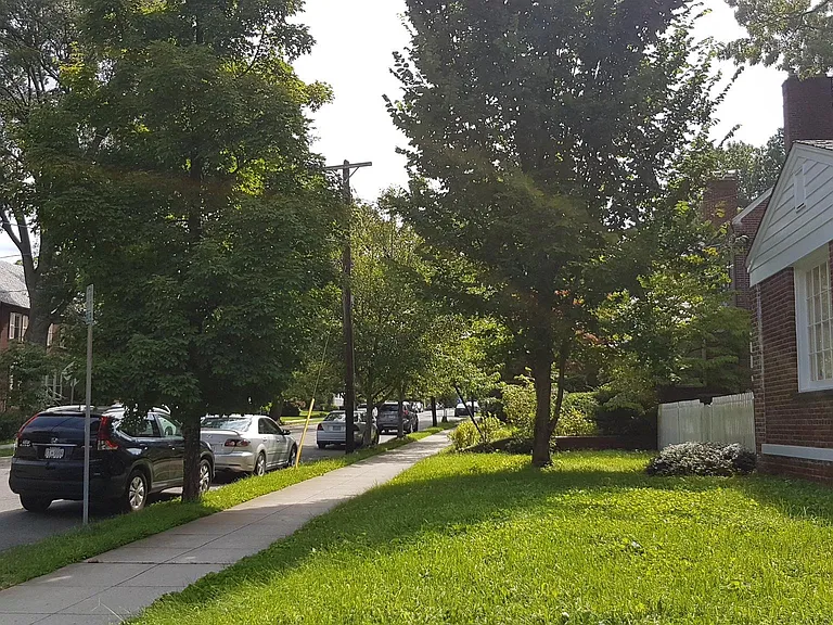 4440 Albemarle St NW — Photo 9