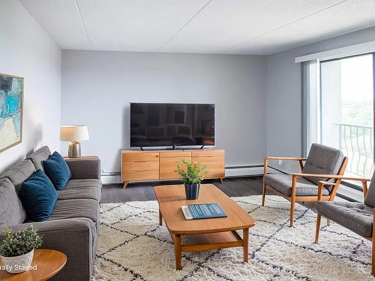 37 Berkeley Pl W — Photo 15