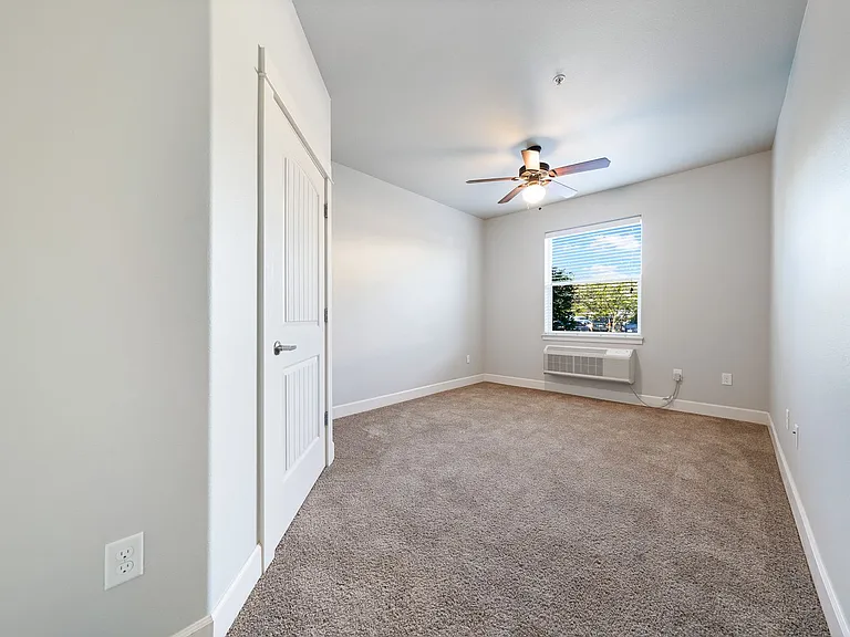 Webster Ridge Apartments — Photo 83