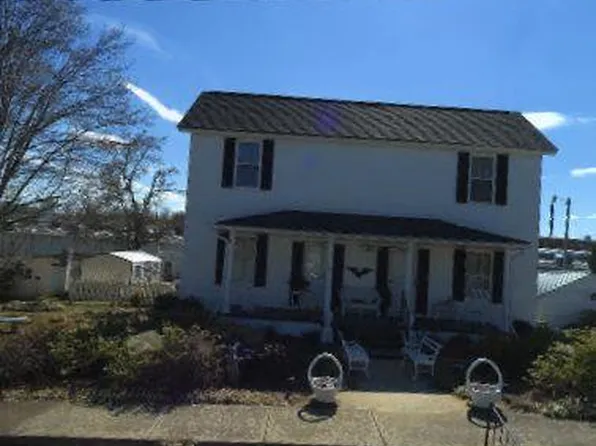 404 Maple St, Abbeville, SC 29620