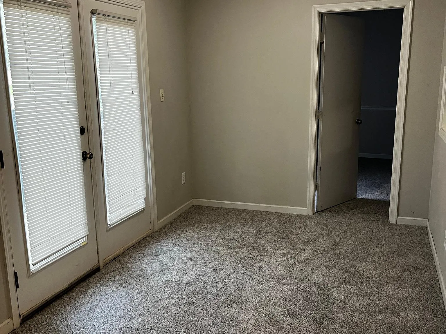 3621 Mill Run — Photo 3