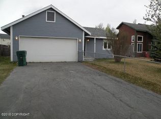 1250 W Woodstock Dr, Palmer, AK 99645