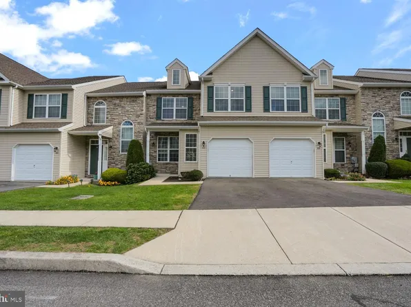 67 Emily Ct, Reading, PA 19606