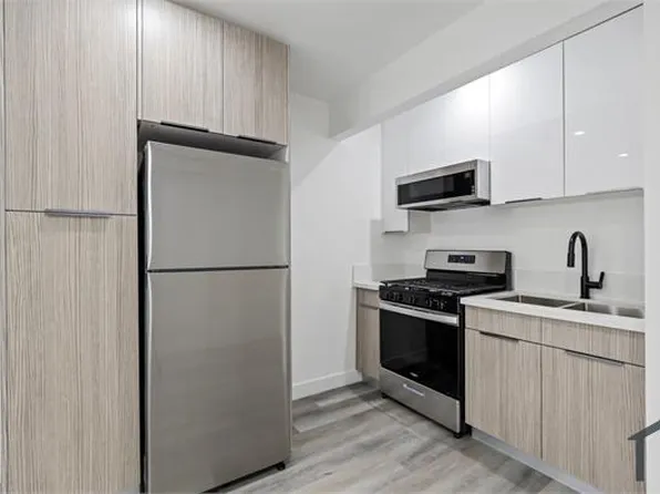 2034 S Garth Ave, Los Angeles, CA 90034