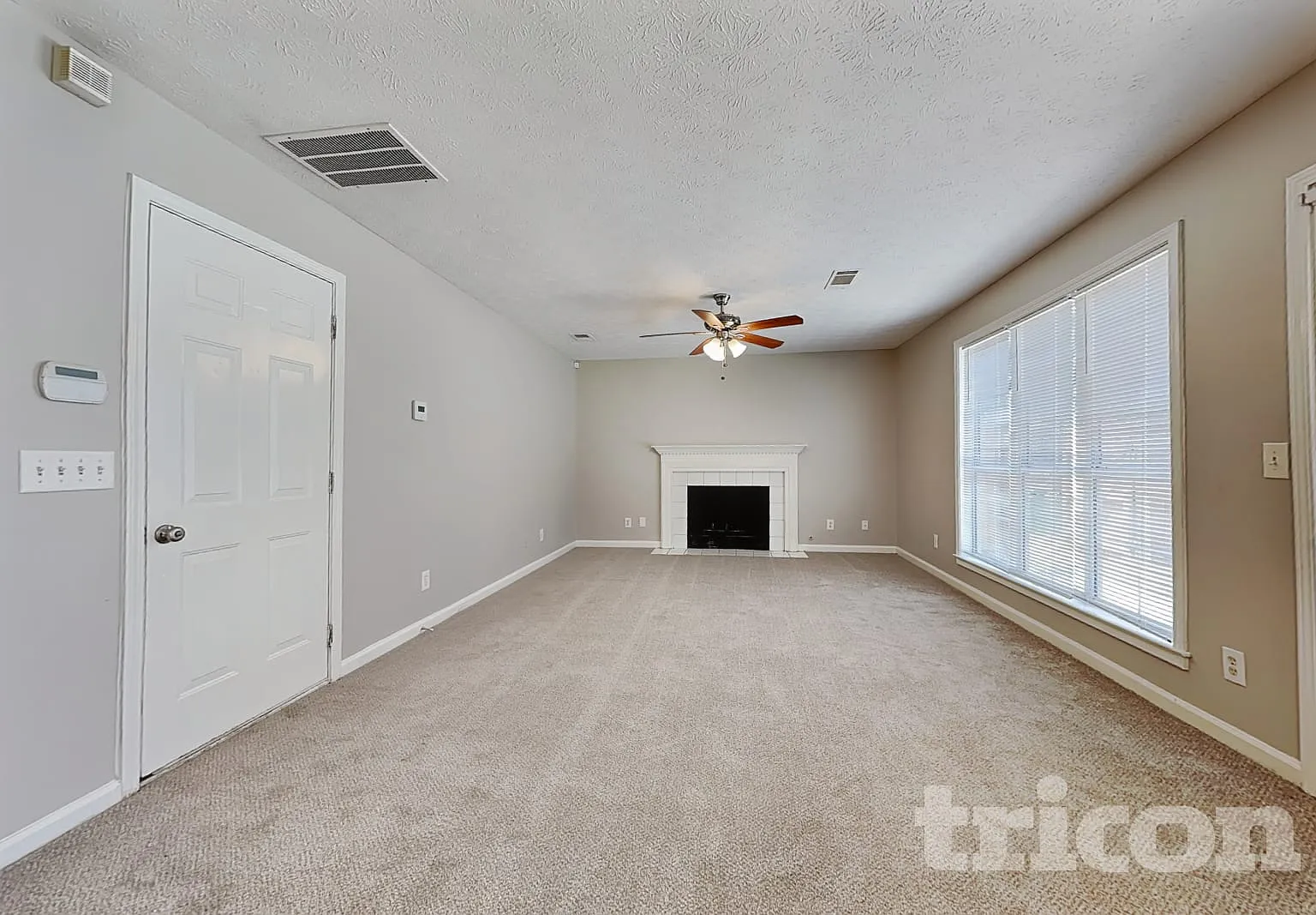 4549 Aladdin Court Powder Springs GA — Photo 3