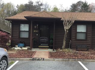 3127 Rockingham Rd, High Point, NC 27265