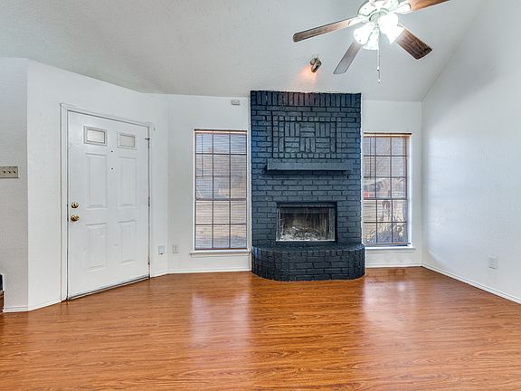 3rd image of 1201 Avondale Ct #1201