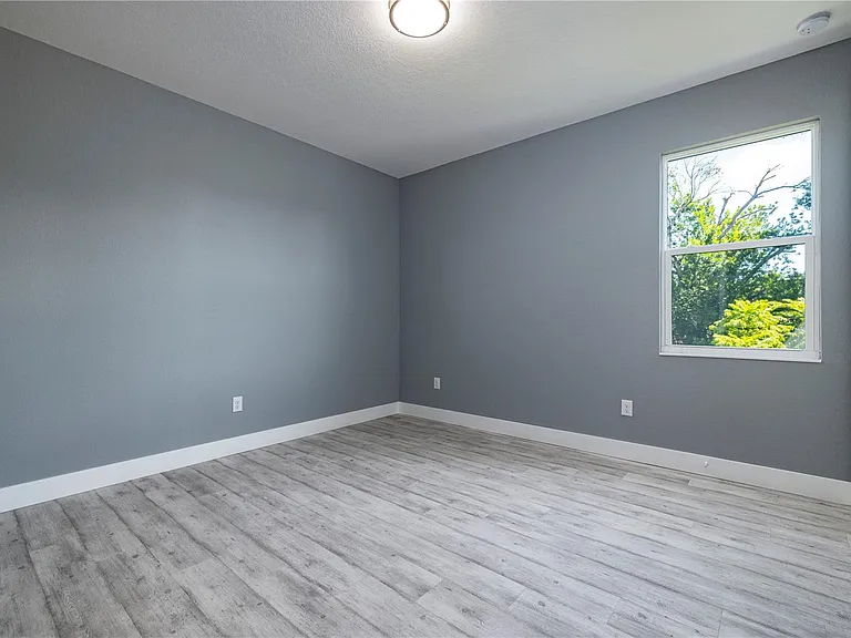 4205 W Arch St — Photo 18
