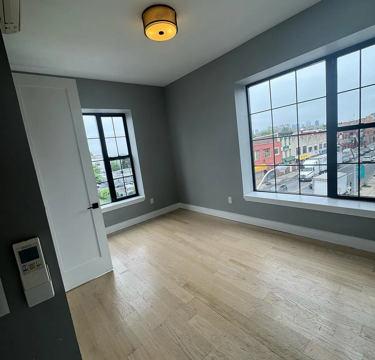 2 bed, $2,500 — Photo 3
