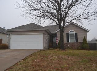 441 White Ash Rd, Nixa, MO 65714