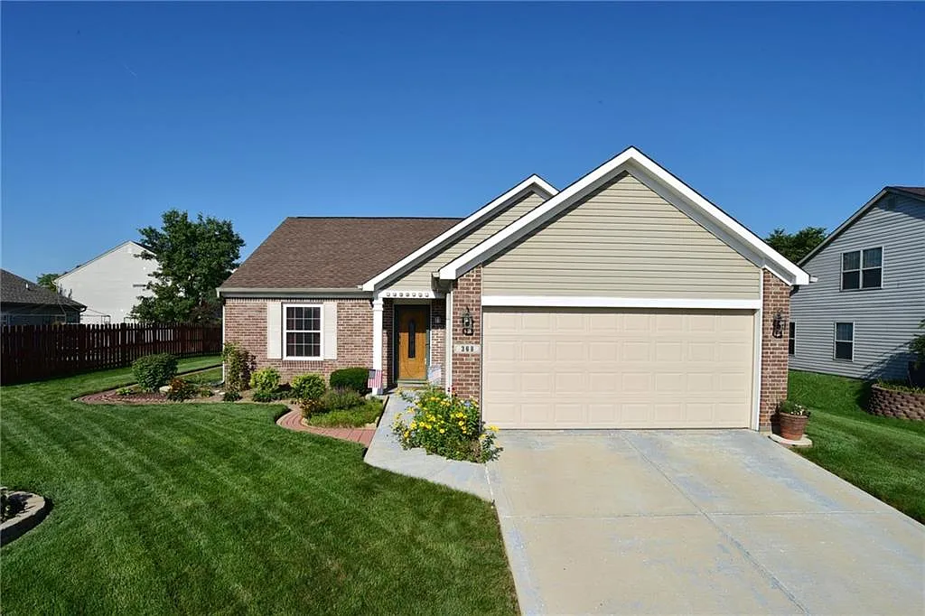 368 Yorktown Ln photo 1