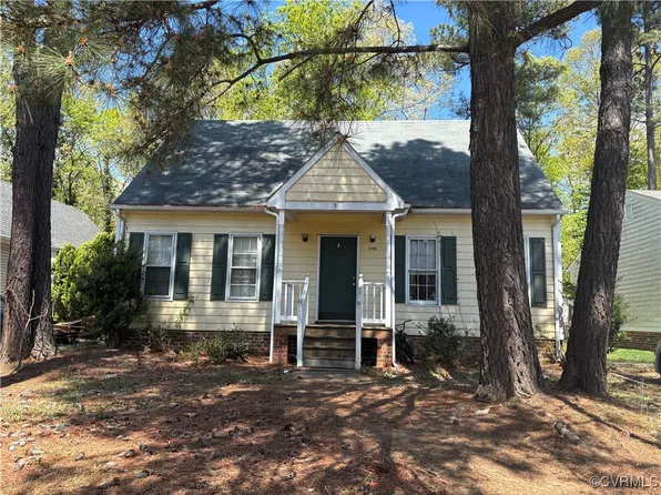 13702 Danbury Dr, Midlothian, VA 23113