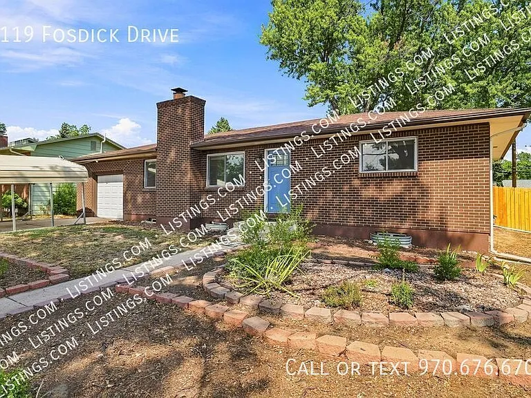 1119 Fosdick Dr — Photo 1