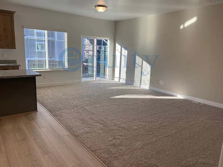 4218 W Coral Pink Ct #1 — Photo 3