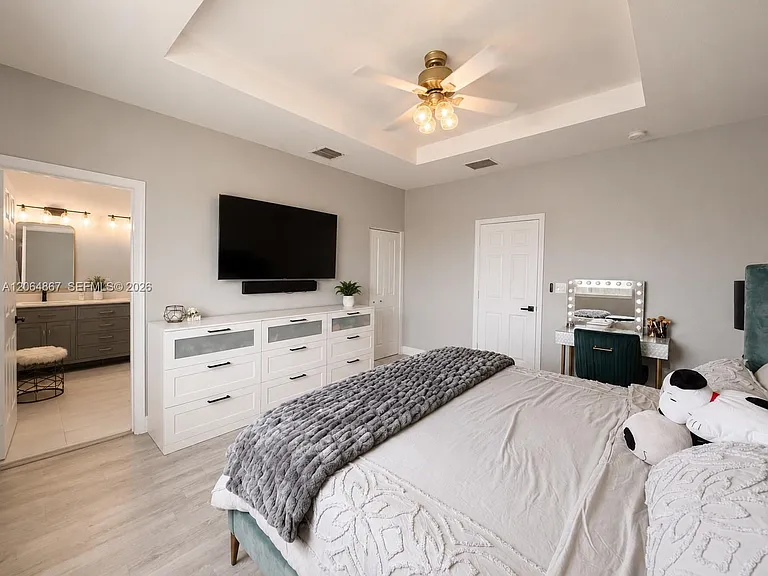 14753 SW 25th St — Photo 22