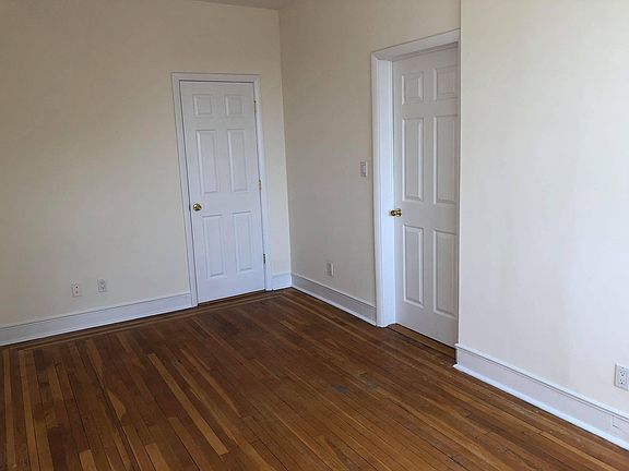 4th image of 218 Broad Ave APT 3D