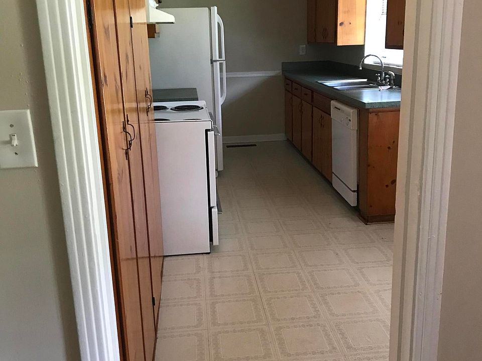 1st image of 1220 Lorento St
