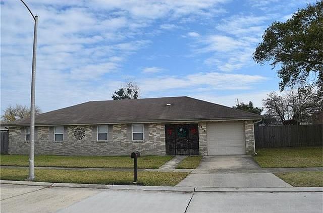 1st image of 2705 Blanchard Dr