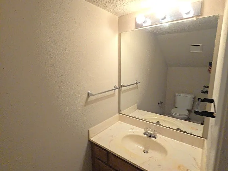 15625 Weldon Dr — Photo 13