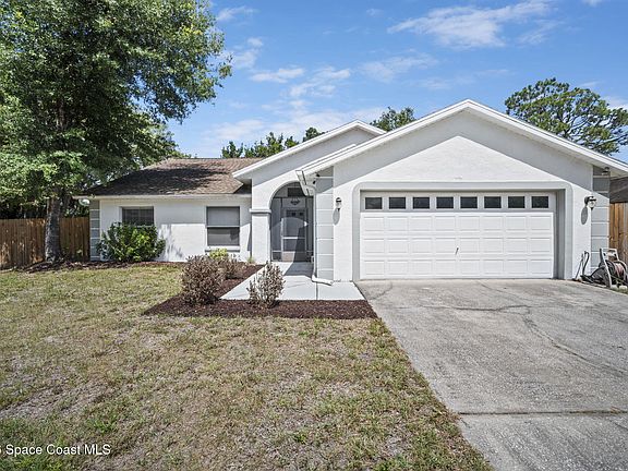 3rd image of 361 Woods Lake Dr