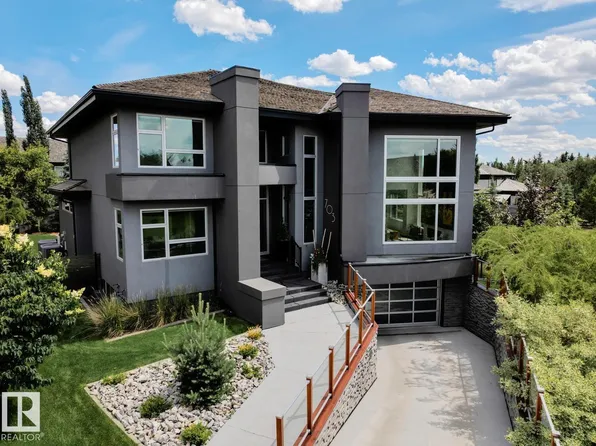 703 Dalhousie Way NW, Edmonton, AB T6M 2V3