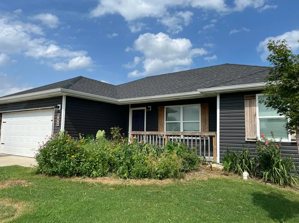 392 Pirate Lane, Pleasant Hope, MO 65725